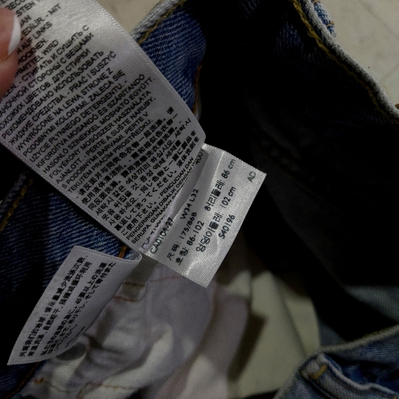 Levis | 512 Men's Light Blue Distressed Jeans - Picture 7 of 10